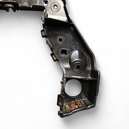 GUIA SUPORTE PARACHOQUE DIANTEIRO DIR S10 TRAILBLAZER 12/17