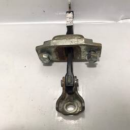 LIMITADOR PORTA TRASEIRA ESQUERDA COROLLA 2015/2019