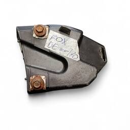 Guia Parachoque Dianteiro Esquerdo Fox Space Cross 04/10