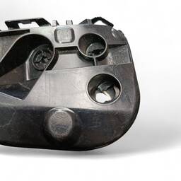 GUIA PARACHOQUE DIANTEIRO DIREITO HILUX / SW4 2016 A 2020