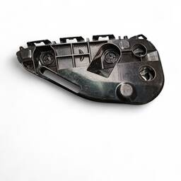 Guia Parachoque Dianteiro Direito Hilux / Sw4 2016 a 2020