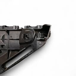 GUIA PARACHOQUE DIANTEIRO DIREITO HILUX / SW4 2016 A 2020