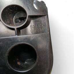 GUIA PARACHOQUE DIANTEIRO DIREITO HILUX / SW4 2016 A 2020