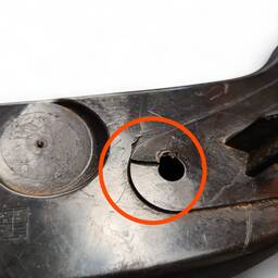 GUIA SUPORTE PARACHOQUE TRA DIR NEW FIESTA SEDAN MEXI 11/13