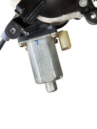 MÁQUINA DE VIDRO PORTA DIANTEIRA ESQUERDA FIESTA 03 A 14 ELÉ