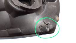 FAROL ESQUERDO CLIO 2004 A 2012 MASC NEGRA (AVARIA)