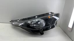 FAROL DIREITO STRADA 2021 A 2024 DETALHE