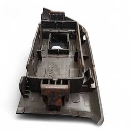 MOLDURA BOTAO DIANTEIRA DIREITA GM ONIX/PRISMA 13/19