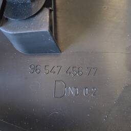 ACABAMENTO INTERNO DIREITO CONSOLE CITROEN C4 GRAND PICASSO 