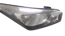 FAROL DIREITO HB20 CRISTAL 2013 A 2019 CRISTAL (DETALHES)