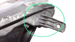 FAROL DIREITO ETIOS 2013 A 2021 MASC NEGRA AVARIA