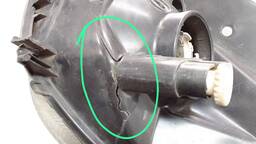 LENTE FAROL DIREITO XSARA PICASSO 2001/2007 LENTE RAIADA