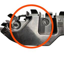 GUIA PARACHOQUE DIANTEIRO DIREITO DUSTER 12/20 OROCH 16/22