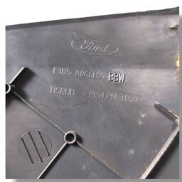 ACABAMENTO LATERAL L/E FORD KA 1.0 2018 E3B5A046B27