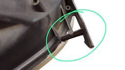 FAROL DIREITO SPIN 2013/2018 MASCARA NEGRA (DEFEITO) 