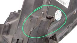 FAROL DIREITO SANDERO 15/20 LOGAN 14/20 FRISO CROMADO AVARIA