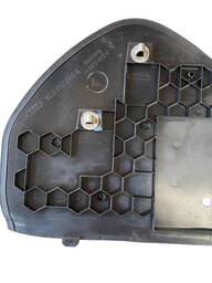 TAMPA ACABAMENTO LATERAL DIR. A3 98/06 ORIG. AUDI 8L0857086A