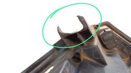 FAROL DIREITO SANDERO 15/20 LOGAN 14/20 FRISO CROMADO AVARIA