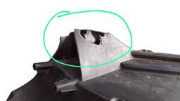 FAROL DIREITO SANDERO 15/20 LOGAN 14/20 FRISO CROMADO AVARIA