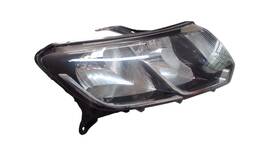 FAROL DIREITO SANDERO 15/20 LOGAN 14/20 FRISO CROMADO AVARIA