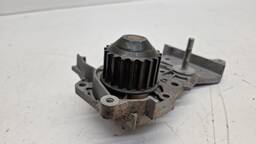 BOMBA DAGUA RENAULT SANDERO 1.6 16V 2007 A 2013