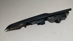 BOTÃO MOLDURA VIDRO ELÉTRICO DIANTEIR DIREIT S10 TRAIL 17/25