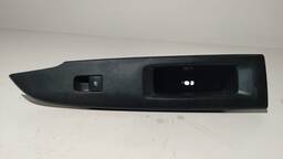 BOTÃO MOLDURA VIDRO TRASEIRO DIREITO S10 TRAILBLAZER 2017/25