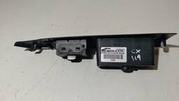 BOTÃO MOLDURA VIDRO TRASEIRO ESQUERDO S10 TRAILBLAZE 2017/25