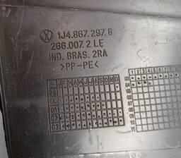 ACABAMENTO COLUNA CENTRAL ESQUERDA VW GOLF 2003