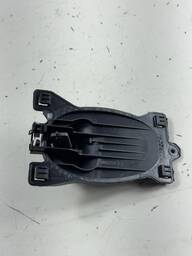 MAÇANETA INT. DIANTEIRA TRASEIRA DIREITA CELTA 2001 À 2006 