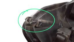 FAROL DIREITO SANDERO 2012 2013 A 2014 MASC NEGRA