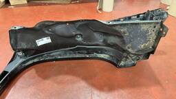 PARALAMA ESQUERDO DAKOTA 1997 A 2001 C/DETALHES