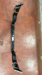 SUPORTE PAINEL FRONTAL DAKOTA 1997 A 2001 DETALHE