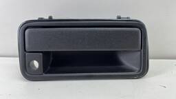 MAÇANETA EXTERNA PORTA DIREITA SILVERADO 1997 A 02 PARALELO