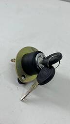 CILINDRO TAMPA MALA TRASEIRA SANTANA 1990 A 2006 PARALELO