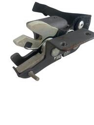 TRINCO FECHO ENCOSTO BANCO RANGER 2012 HÁ 2021 ORIGINAL EB3B