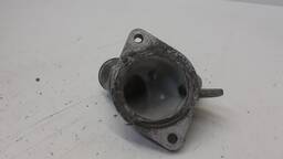 FLANGE VÁLVULA TERMOSTATICA  GM CAPTIVA 2.4 2008 09 10 11 12