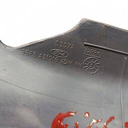 ACABAMENTO COLUNA TRASEIRA DIREITO FORD FIESTA 98/2000