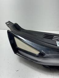 FAROL DIURNO DIREITO SANTA FÉ 2019 À 2023 XENON