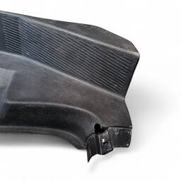 ACABAMENTO SOLEIRA DESCANSO PÉ DIANT.ESQUERDA GM OMEGA 92/98