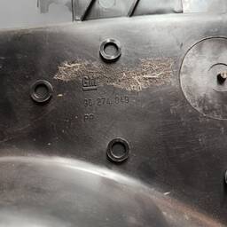 ACABAMENTO SOLEIRA DESCANSO PÉ DIANT.ESQUERDA GM OMEGA 92/98