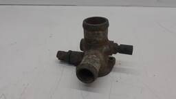 FLANGE AGUA VW GOL PARATI SANTANA 1985 A 1992 026121133