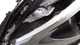 FAROL (SEM LENTE) DIREITO MERCEDES C180 C200 C250 2014...
