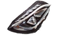 FAROL (SEM LENTE) DIREITO MERCEDES C180 C200 C250 2014...