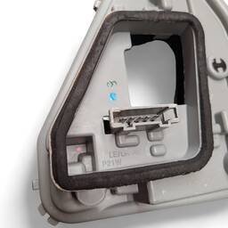 CIRCUITO SOQUETE LANTERNA TRASEIRO ESQ GOL G6 13/16