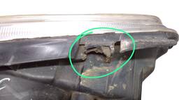 FAROL ESQUERDO GOLF 1999 A 2007 C/ AUX AVARIA 