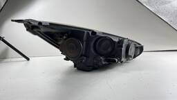 FAROL ESQUERDO SEM LED  FOCUS 2014 A 2019