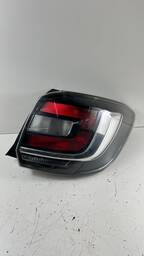 LANTERNA FUME L D SANDERO 2015 A 2020