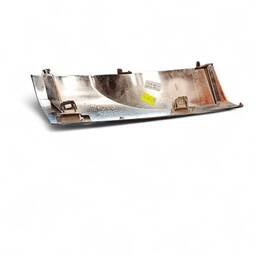 FRISO CROMADO GRADE CENTRAL HILUX 19/20 DIANT. ESQUERDA 