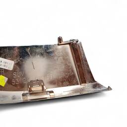 FRISO CROMADO GRADE CENTRAL HILUX 19/20 DIANT. ESQUERDA 